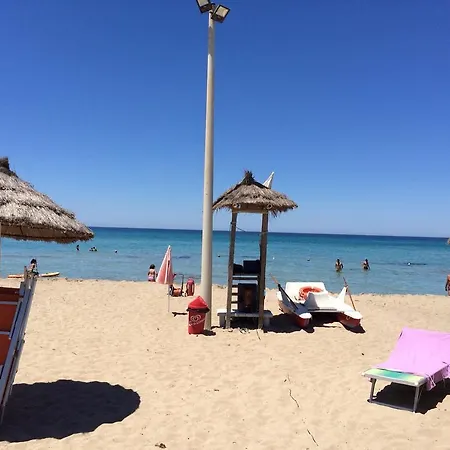 Mannone Al Mare בית נופש *